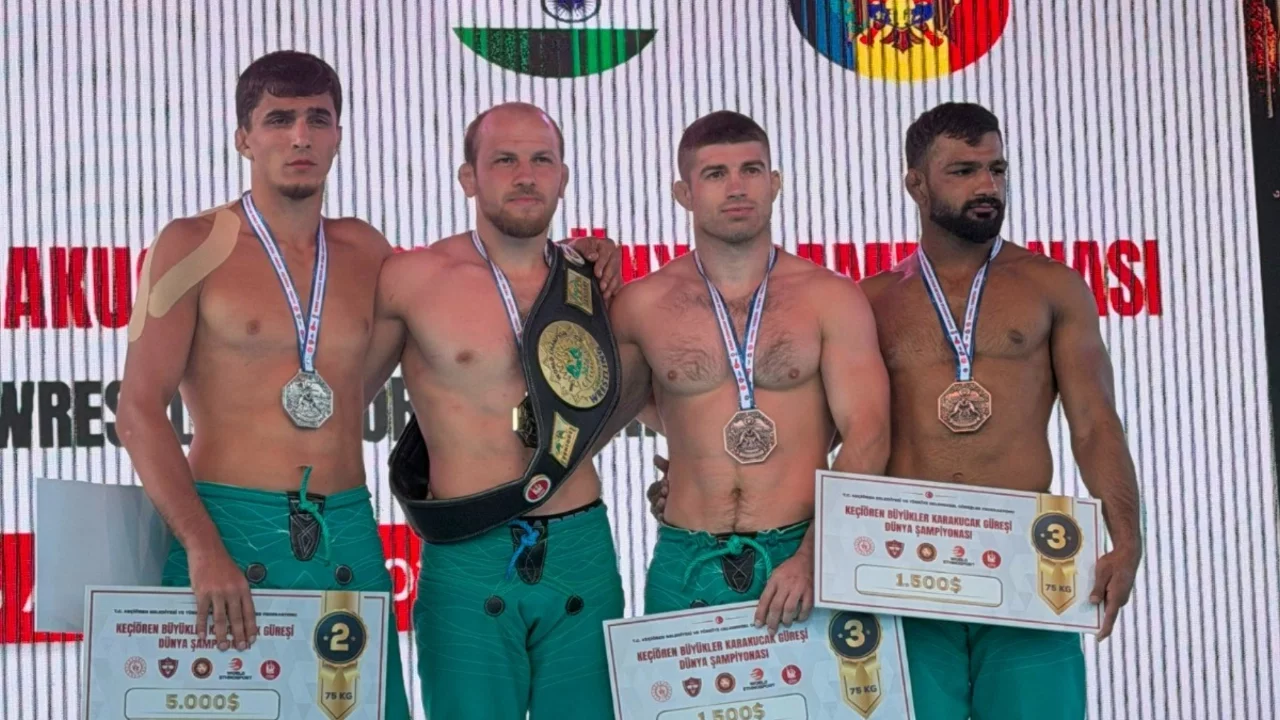 Büyükşehir Belediyesporlu Fazlı Eryılmaz dünya şampiyonu