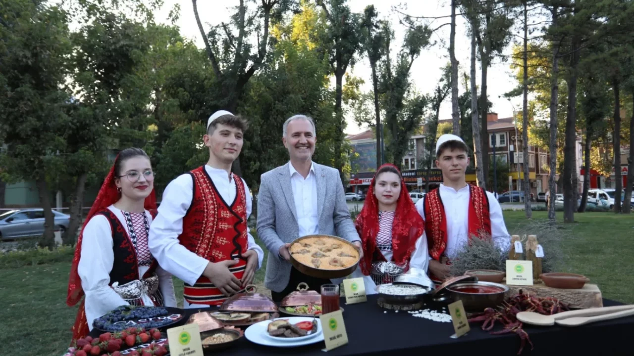 İnegöl, Gastronomi Festivali İle Lezzetlerini Vitrine Çıkarıyor