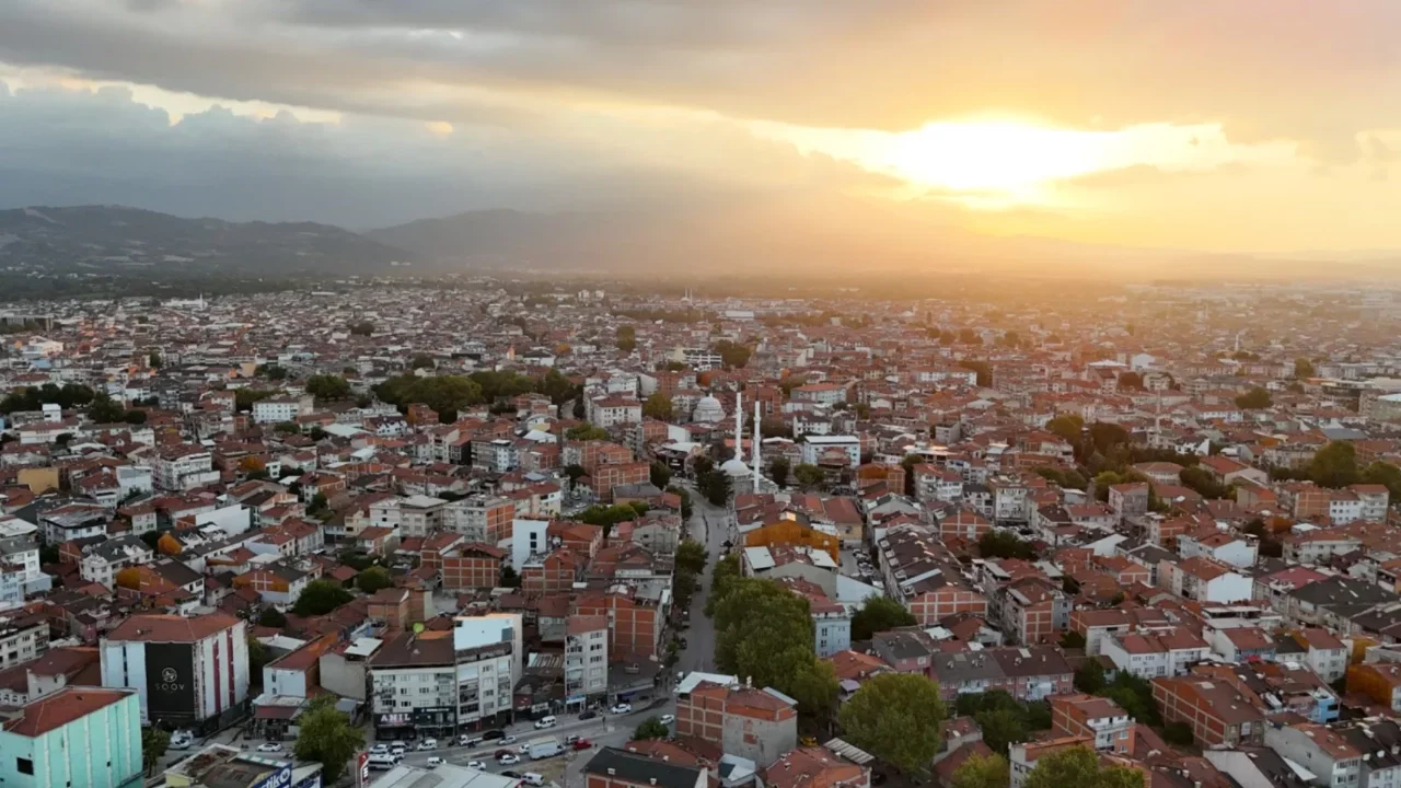 17 Ağustos'un 27. Yılında İnegöl'de Güvenli Şehir İçin Dönüşüm Sürüyor