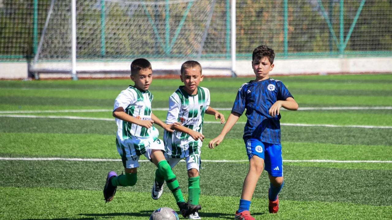 Osmangazi'de sporun kalbi Feyyaz Alptuğ için attı