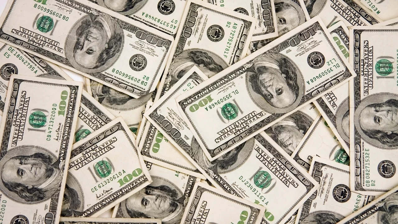 Dolar ve euro güne nasıl başladı? İşte güncel fiyatlar