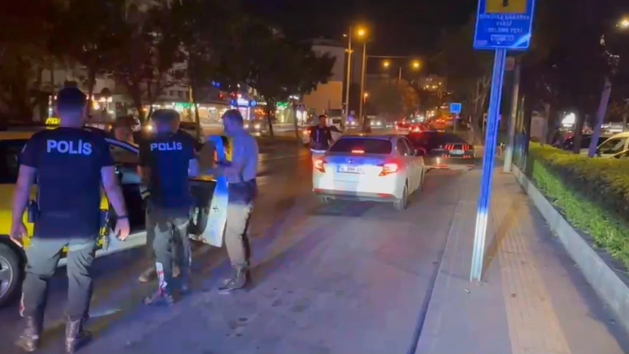 Bursa'da polis uygulamasında 9 aranan şahıs yakalandı: 37 araca 412 bin TL ceza