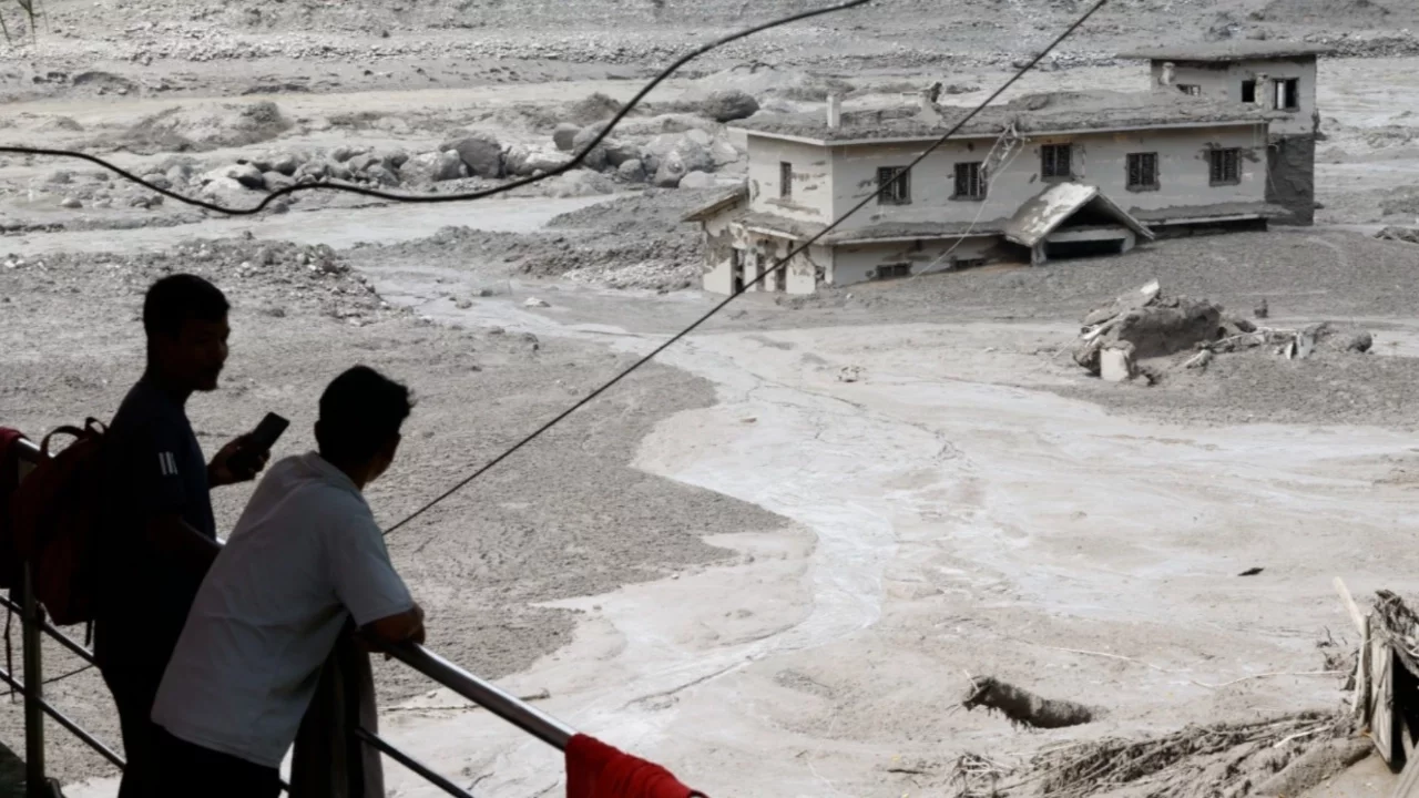 Nepal'de sel felaketinde can kaybı 389'a yükseldi
