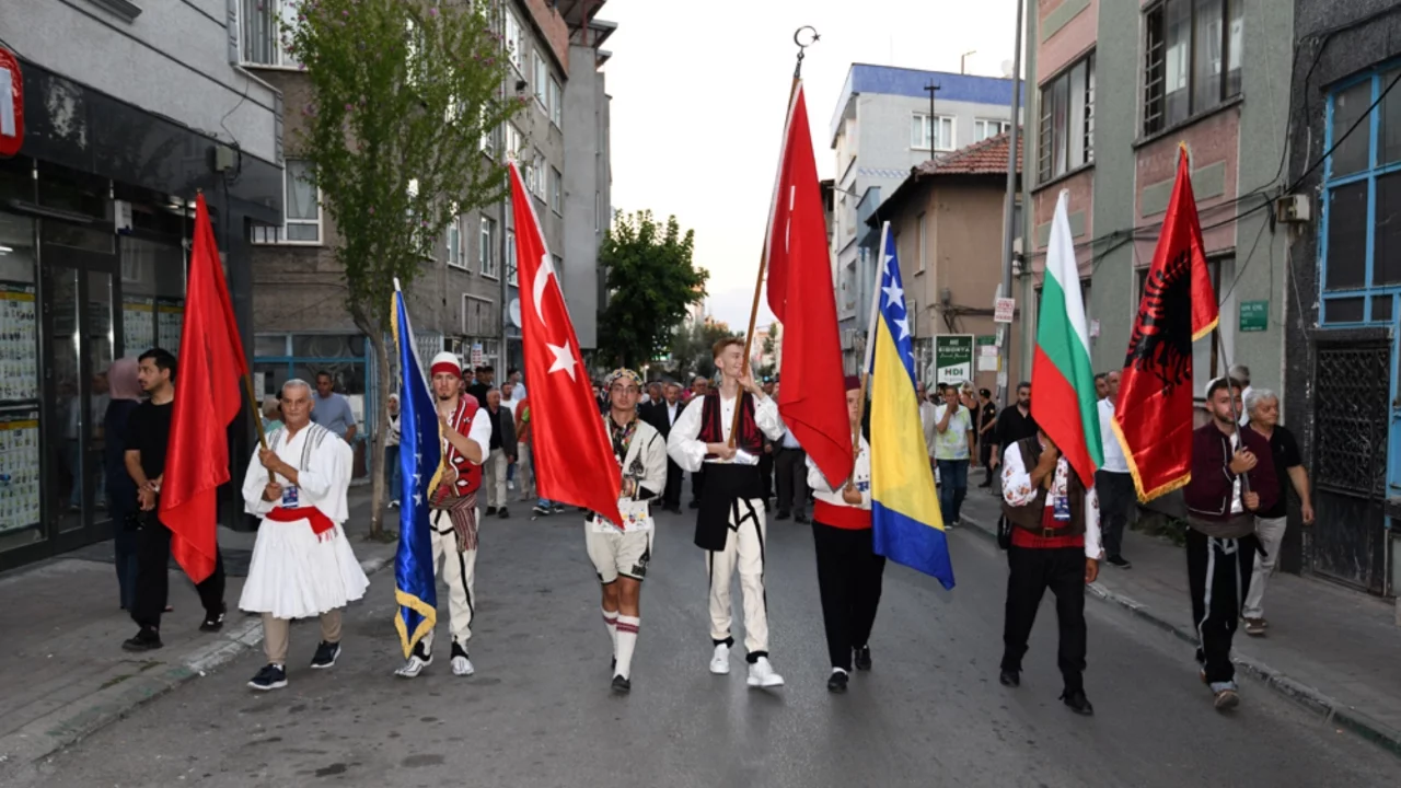 Balkanların Ezgileri Osmangazi Sokaklarında Yankılandı