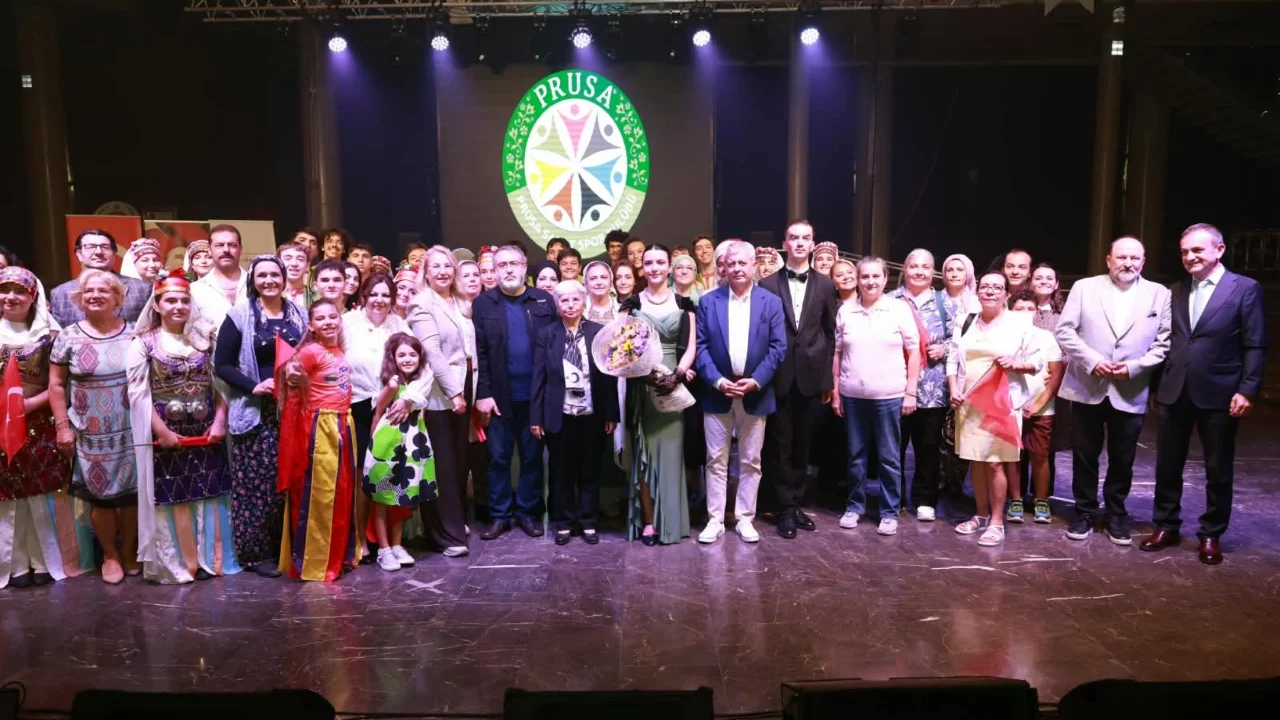 Büyük Zafer Osmangazi'de Muhteşem Gösteriyle Anlatıldı
