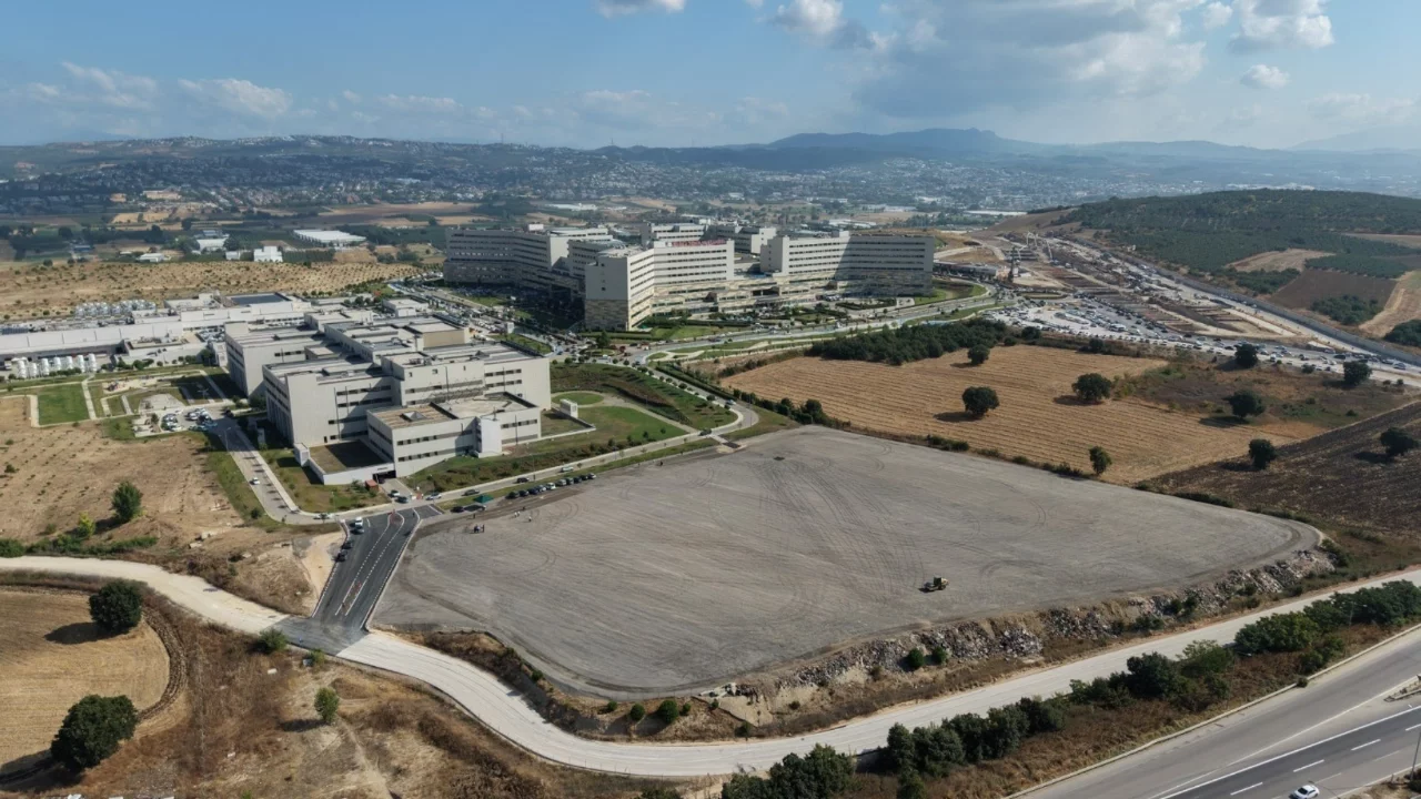 Bursa Şehir Hastanesi'nde yeni otopark hizmete açıldı
