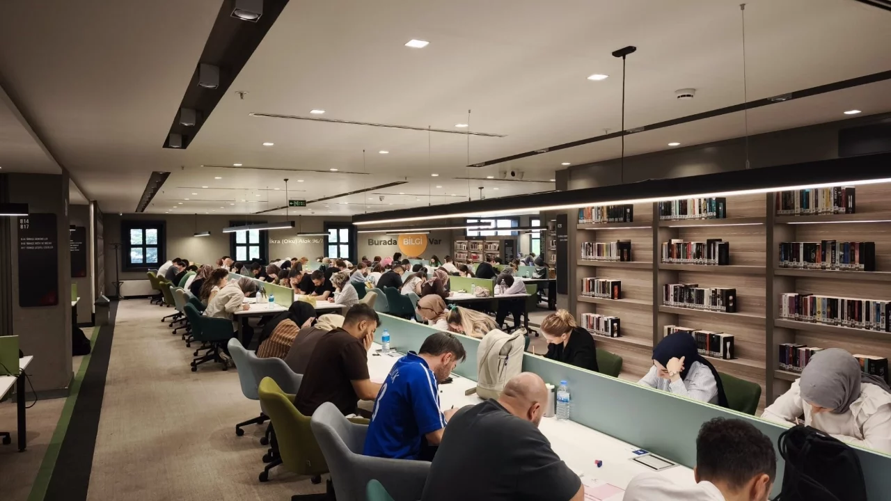 Yıldırım'da gençlere KPSS desteği