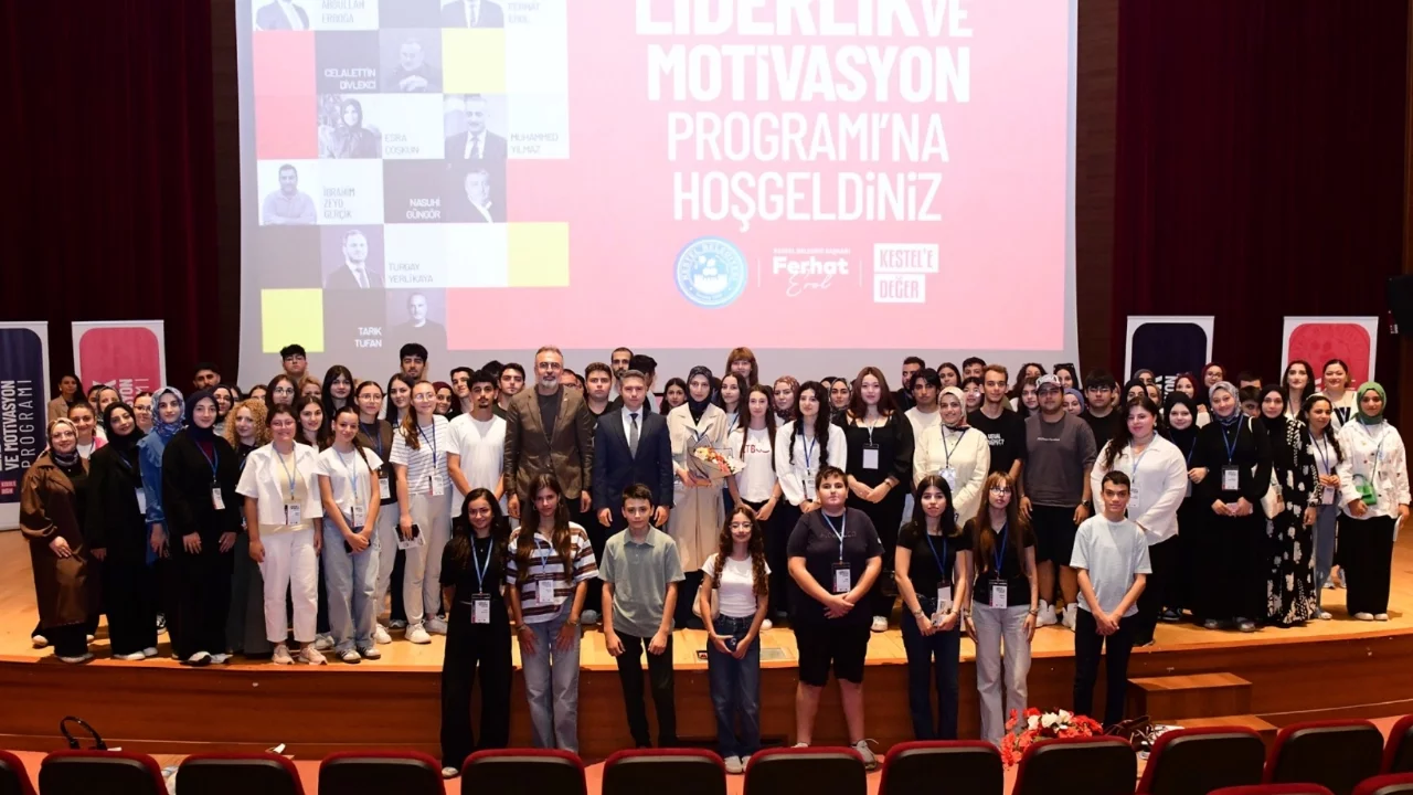 Kestel Belediyesi'nin Liderlik Ve Motivasyon Programı Tüm Hızıyla Sürüyor
