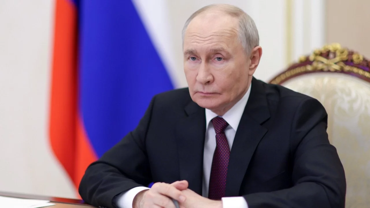 Putin'den Zelenskiy'ye hava sahası uyarısı: Karşılık veririz