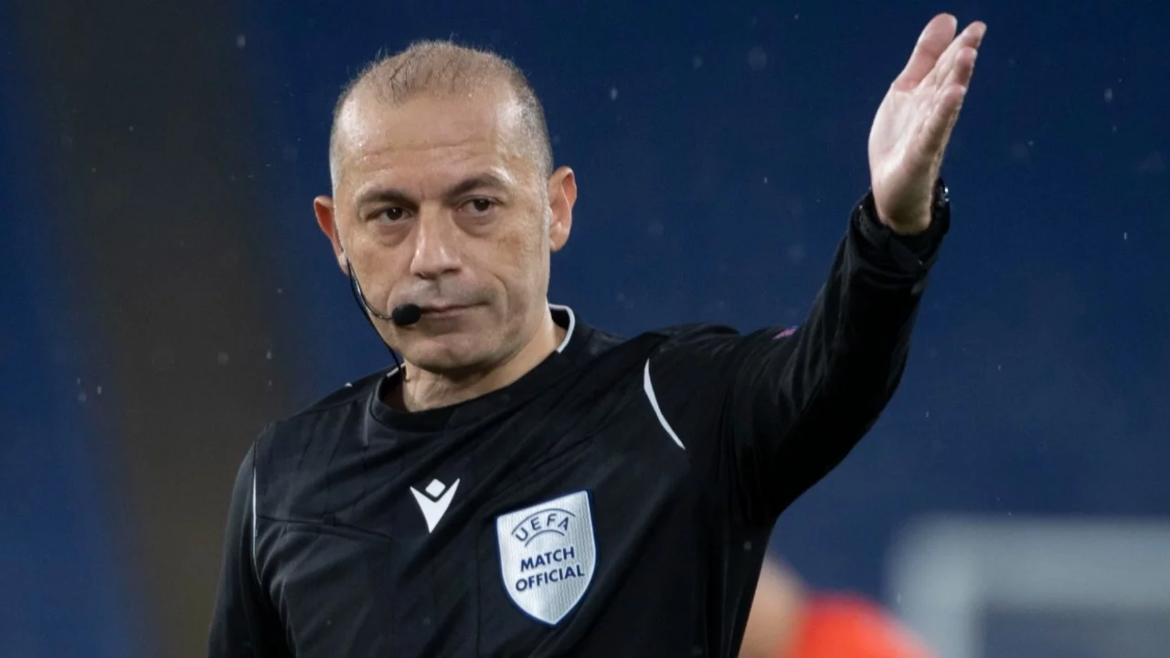 Cüneyt Çakır, Rusya Futbol Federasyonu ile anlaştı