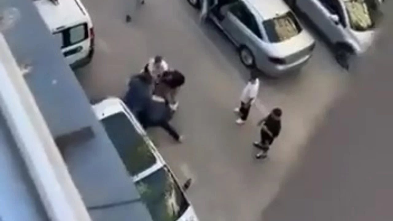 Bursa'da trafik tartışması caddeyi ringe çevirdi