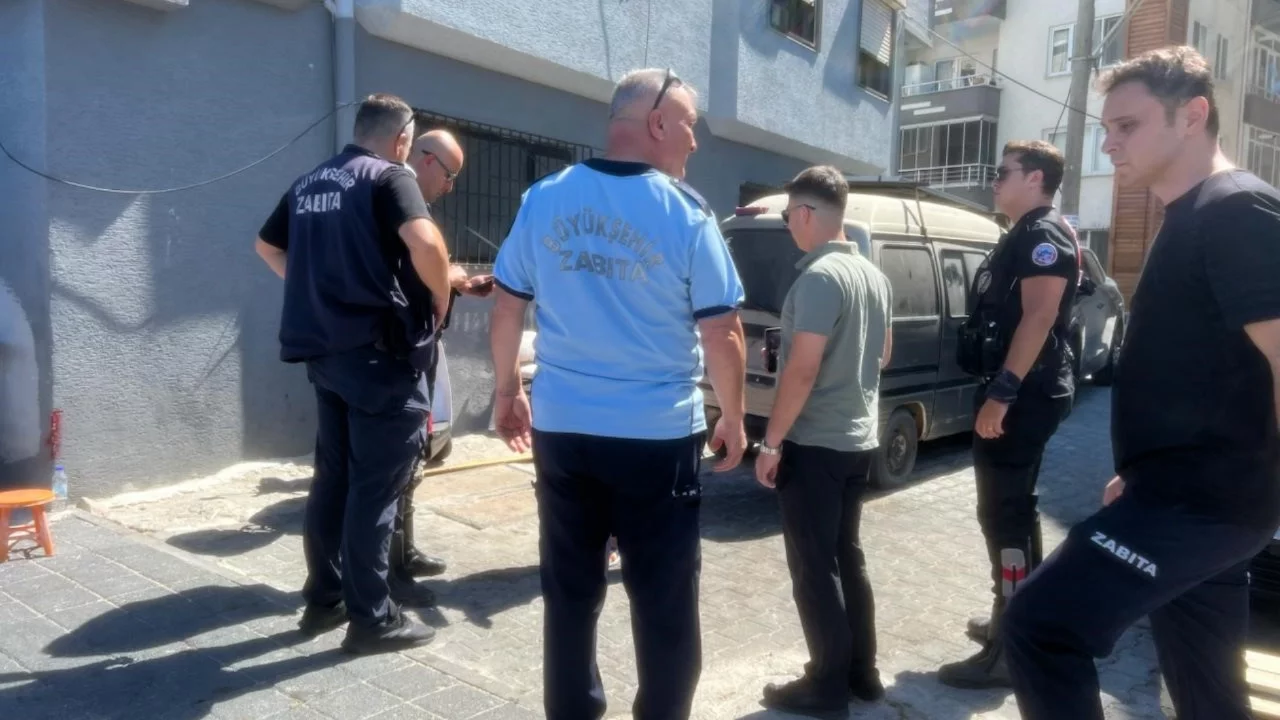 Bursa'da zabıta denetiminde arbede: 1 memur yaralandı