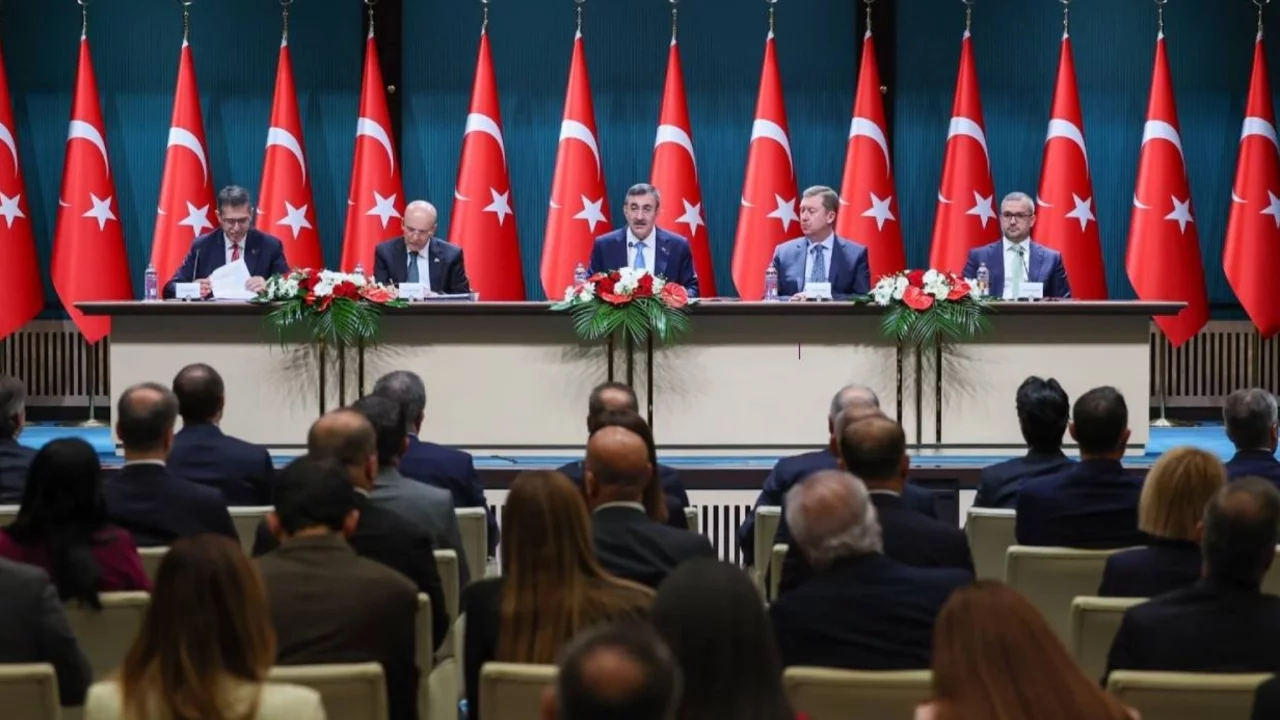Cevdet Yılmaz: Savaş olmasaydı enflasyon yüzde 25 olurdu