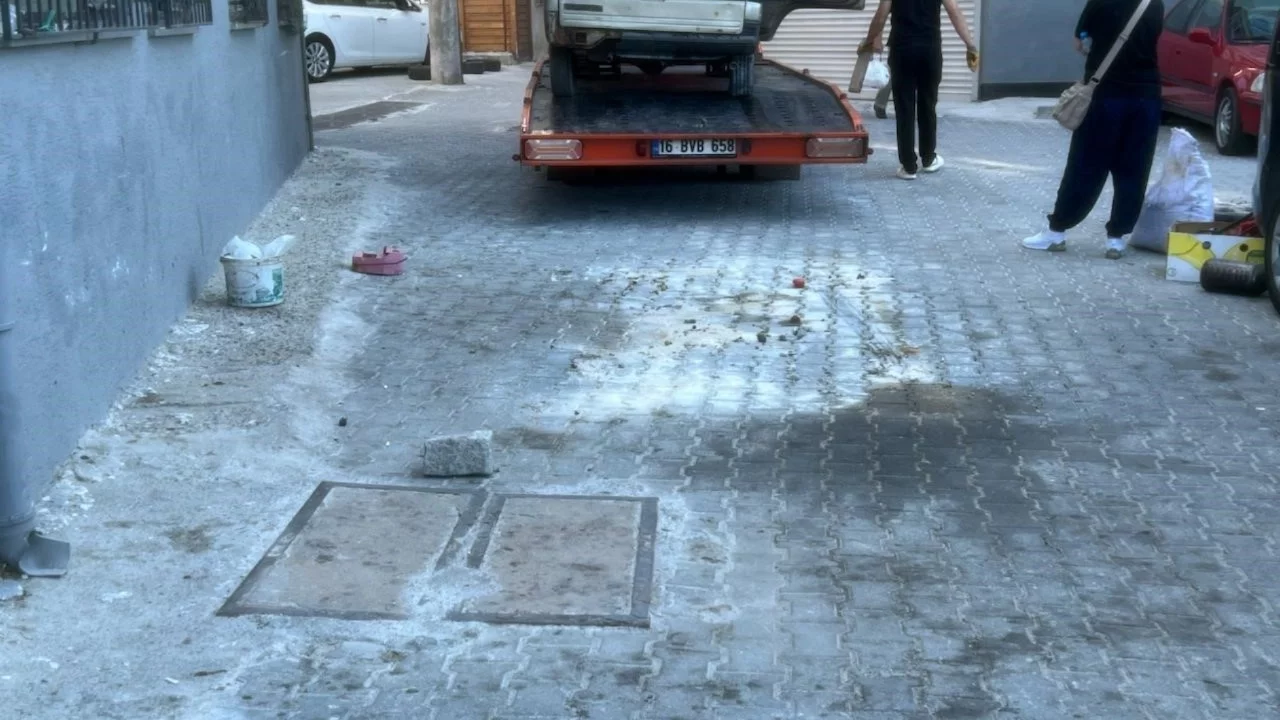 Bursa'da saldırıya uğrayan zabıtaya dernekten destek