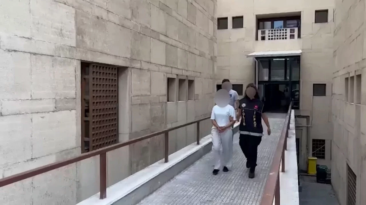 Bursa'da firari hükümlülere operasyon: 3 kişi gözaltında