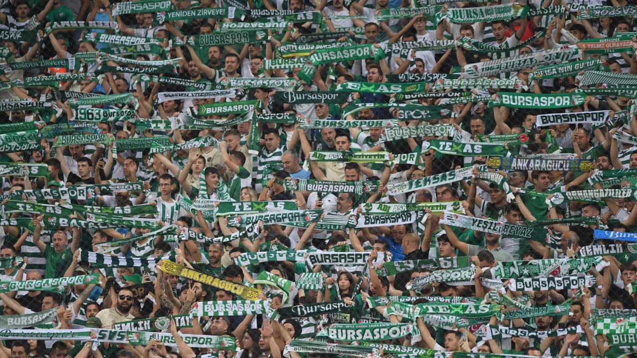 Bursaspor, Esenler Erokspor ile 2-2 berabere kaldı