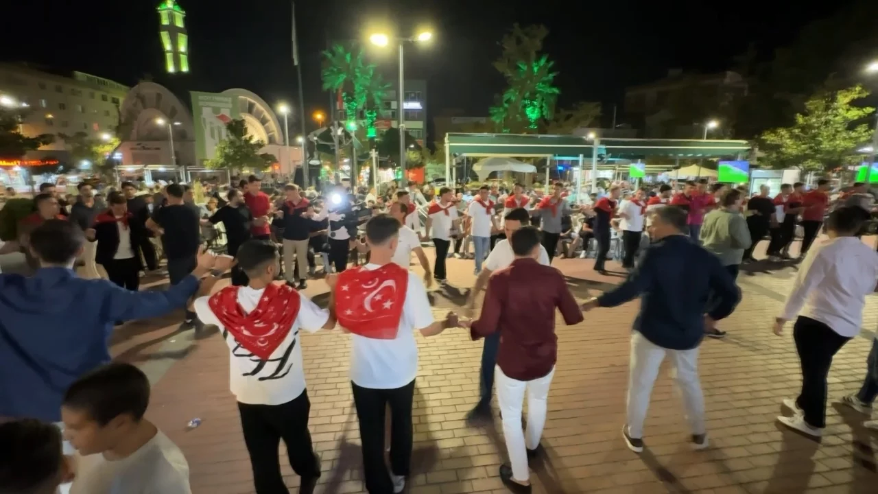 Bursa'da 103 yıllık asker uğurlama geleneği yaşatıldı