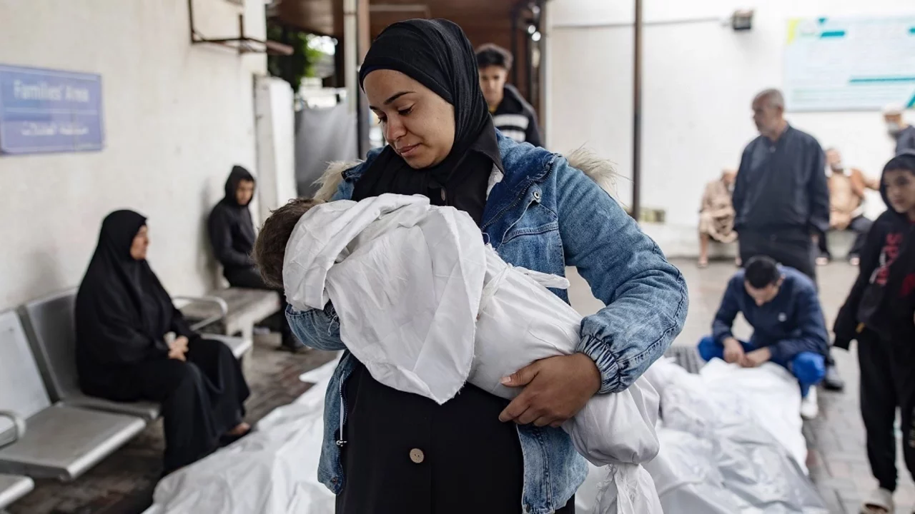 Gazze'de can kaybı 73 bin 914'e yükseldi