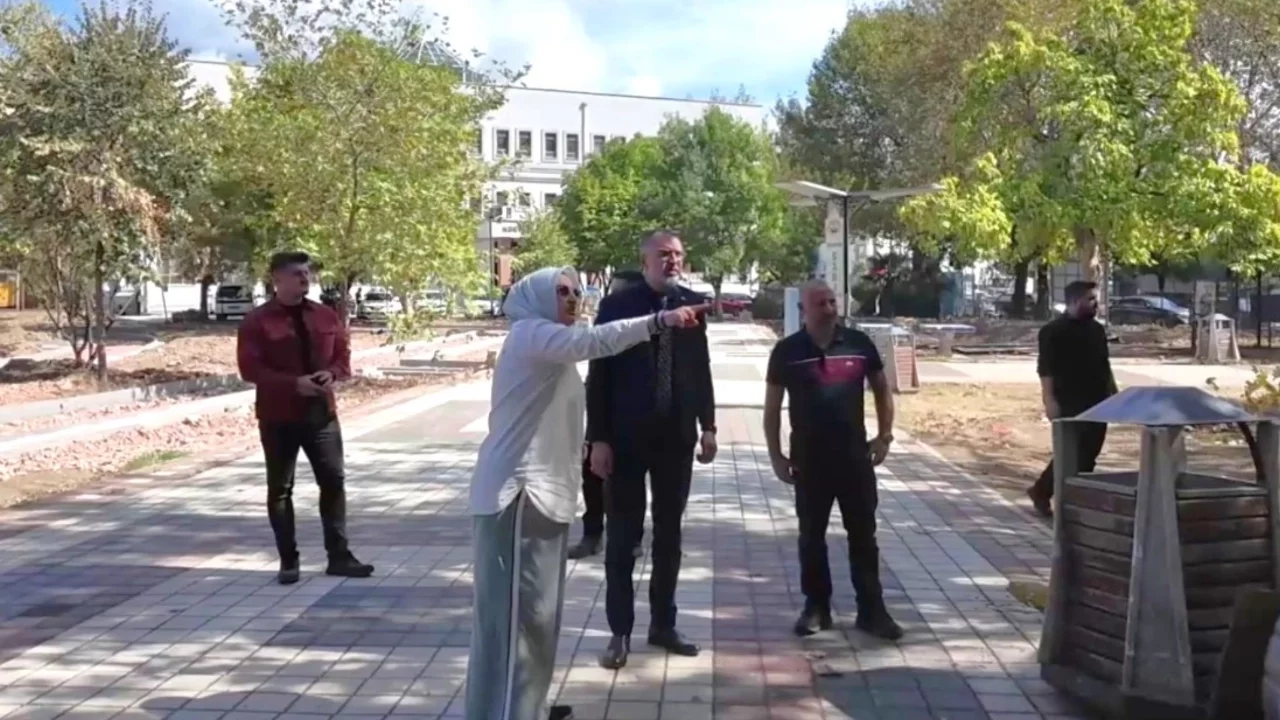 Başkan Erol, Aile Parkı'ndaki Çalışmaları Yerinde İnceledi
