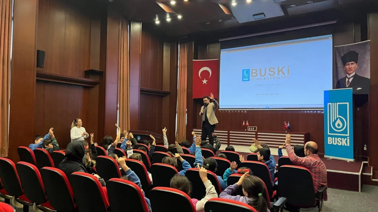 Büyükşehir'den öğrencilere su bilinci eğitimi