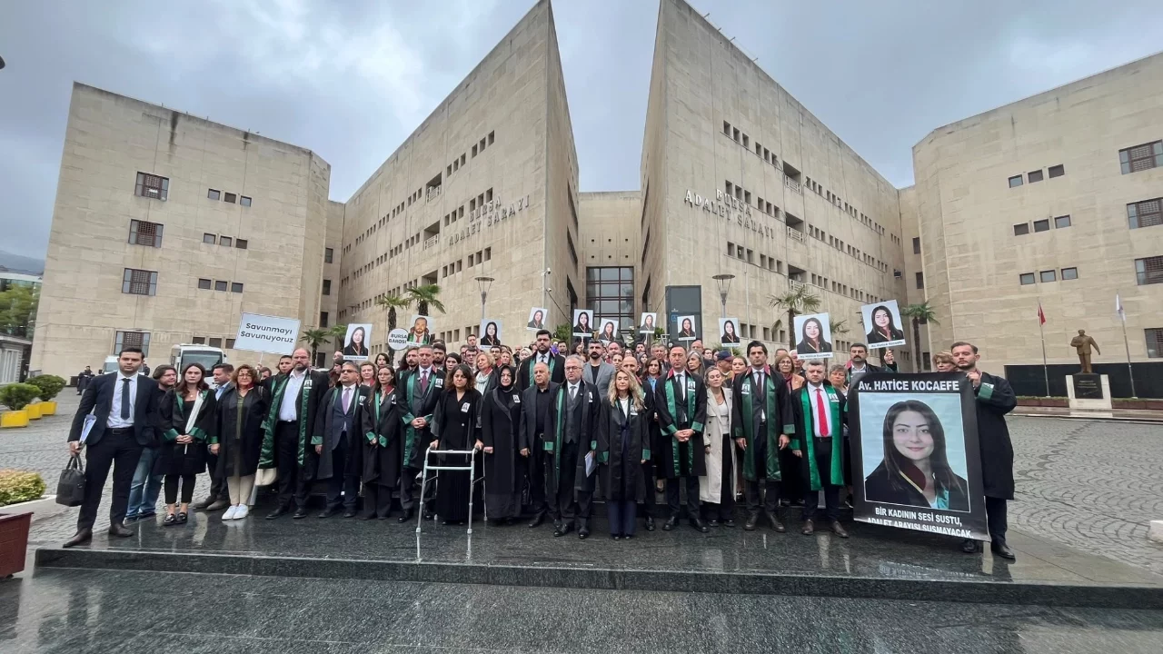 Bursa'da Hatice Kocaefe için adalet çağrısı: Mesleğimizi ölüm kültürü olarak yapmak istemiyoruz