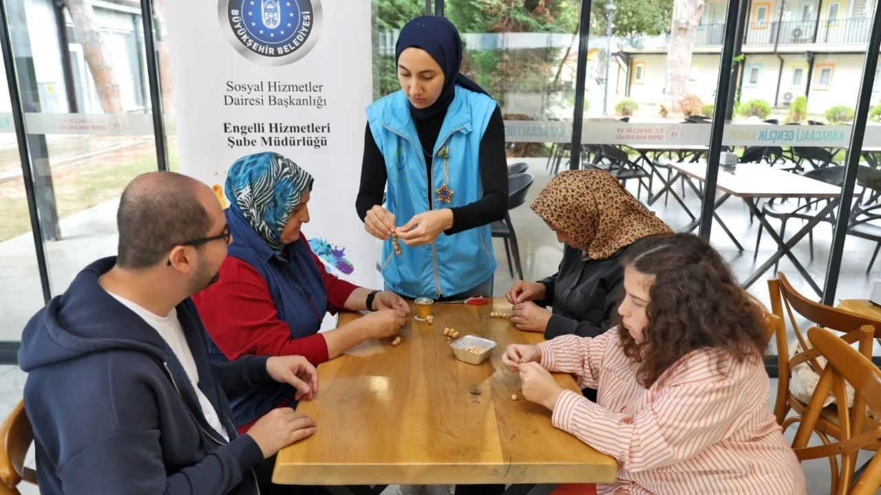 Büyükşehir'den farklı gelişim gösteren gençler için kamp