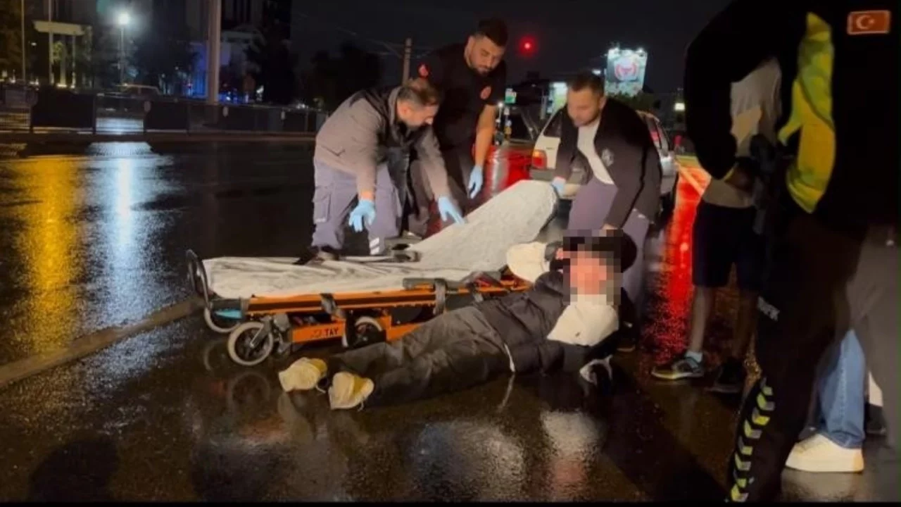 Bursa'da motosikletli sürücü kaza yaptı, rahat tavırları dikkat çekti