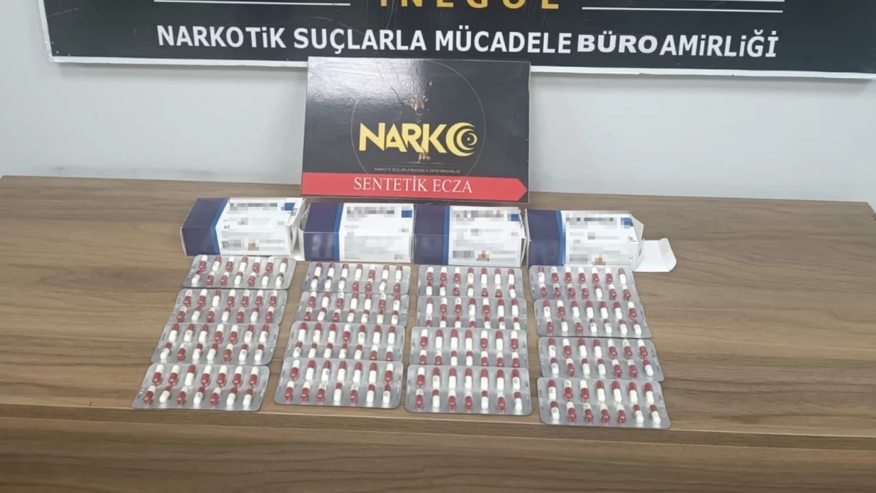 Bursa'da uyuşturucu operasyonu: 224 sentetik ecza ele geçirildi