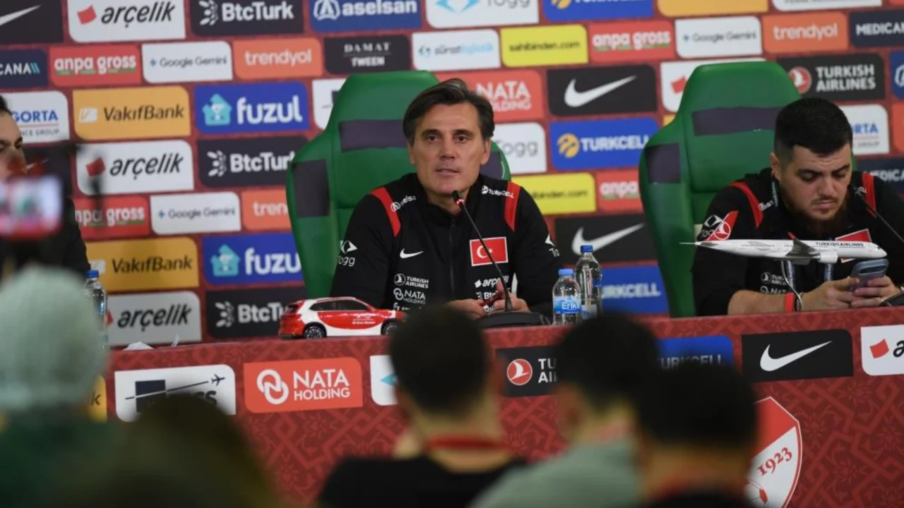Vincenzo Montella'dan istifa açıklaması: "Hayır, yaptığım çalışmalara inanıyorum"