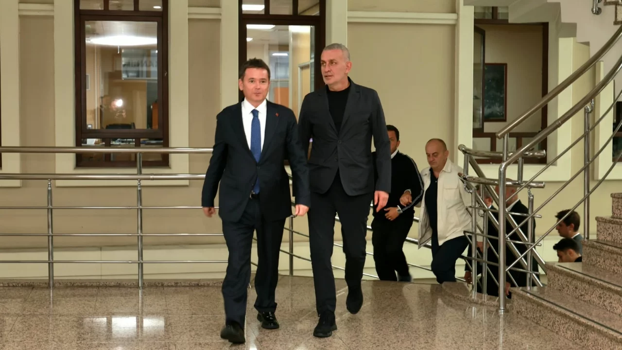 TFF Başkanı'ndan Başkan Erkan Aydın'a Ziyaret