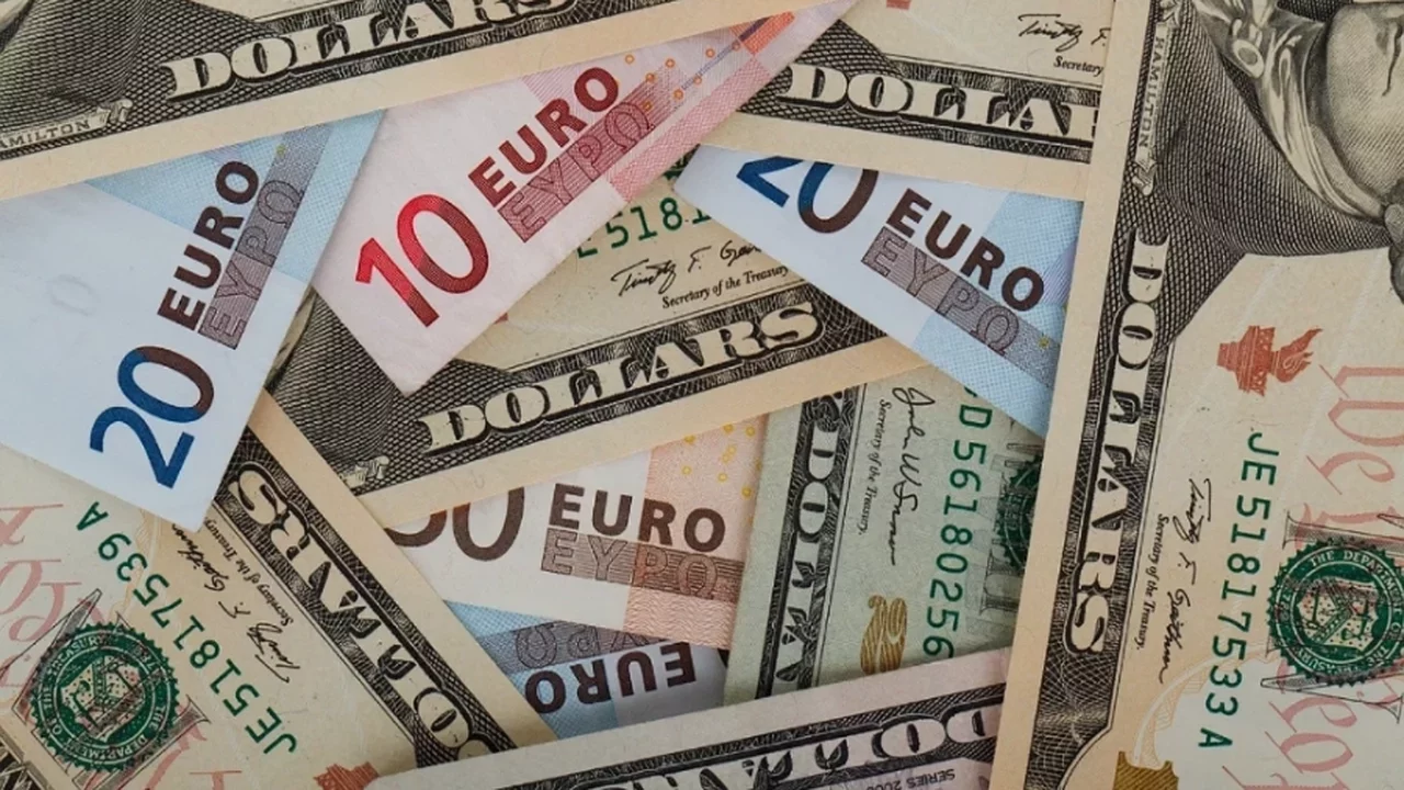 Dolar ve Euro güne kaç liradan başladı? İşte son durum