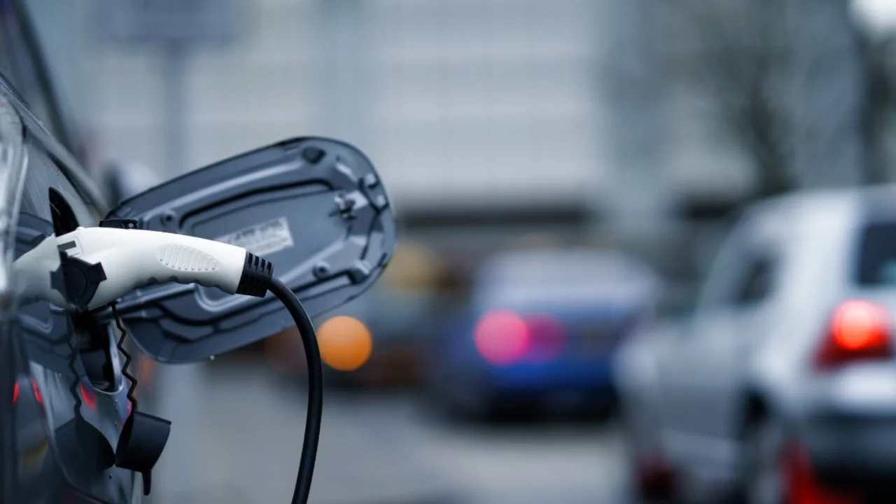 Türkiye'de otomobil tercihi değişti: Her iki araçtan biri elektrikli veya hibrit