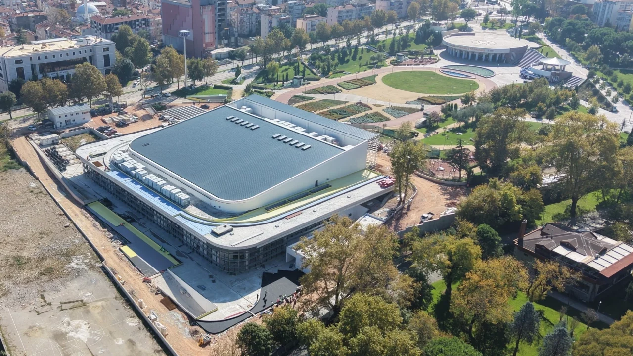 Atatürk Spor Salonu'nda sona doğru