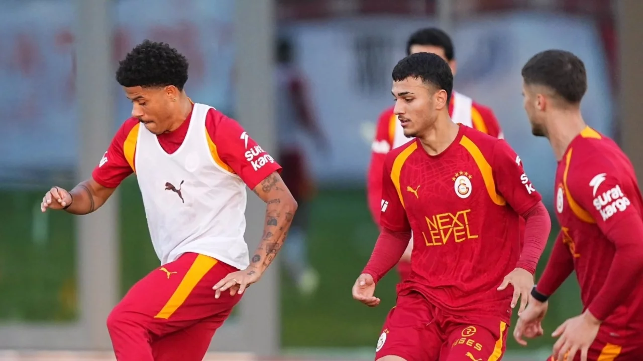 Galatasaray'da Kasımpaşa mesaisi sürüyor