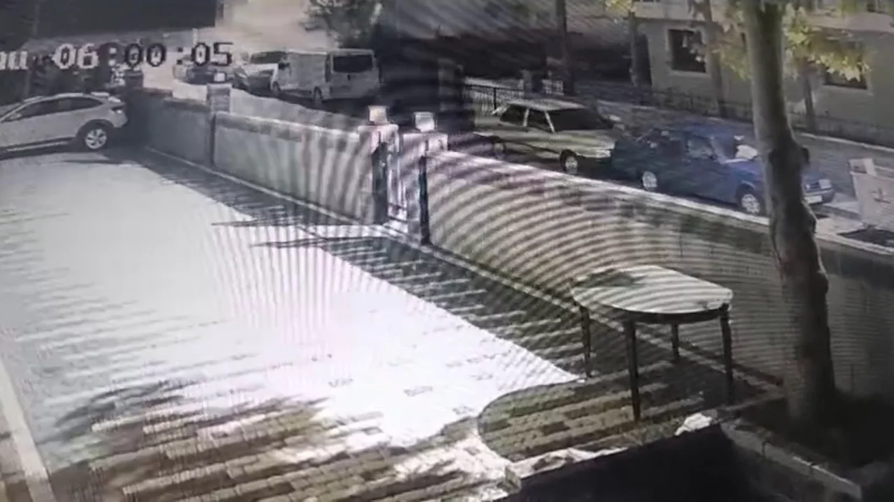 7 katlı binada çökme anı kamerada: 3 kat saniyeler içinde çöktü