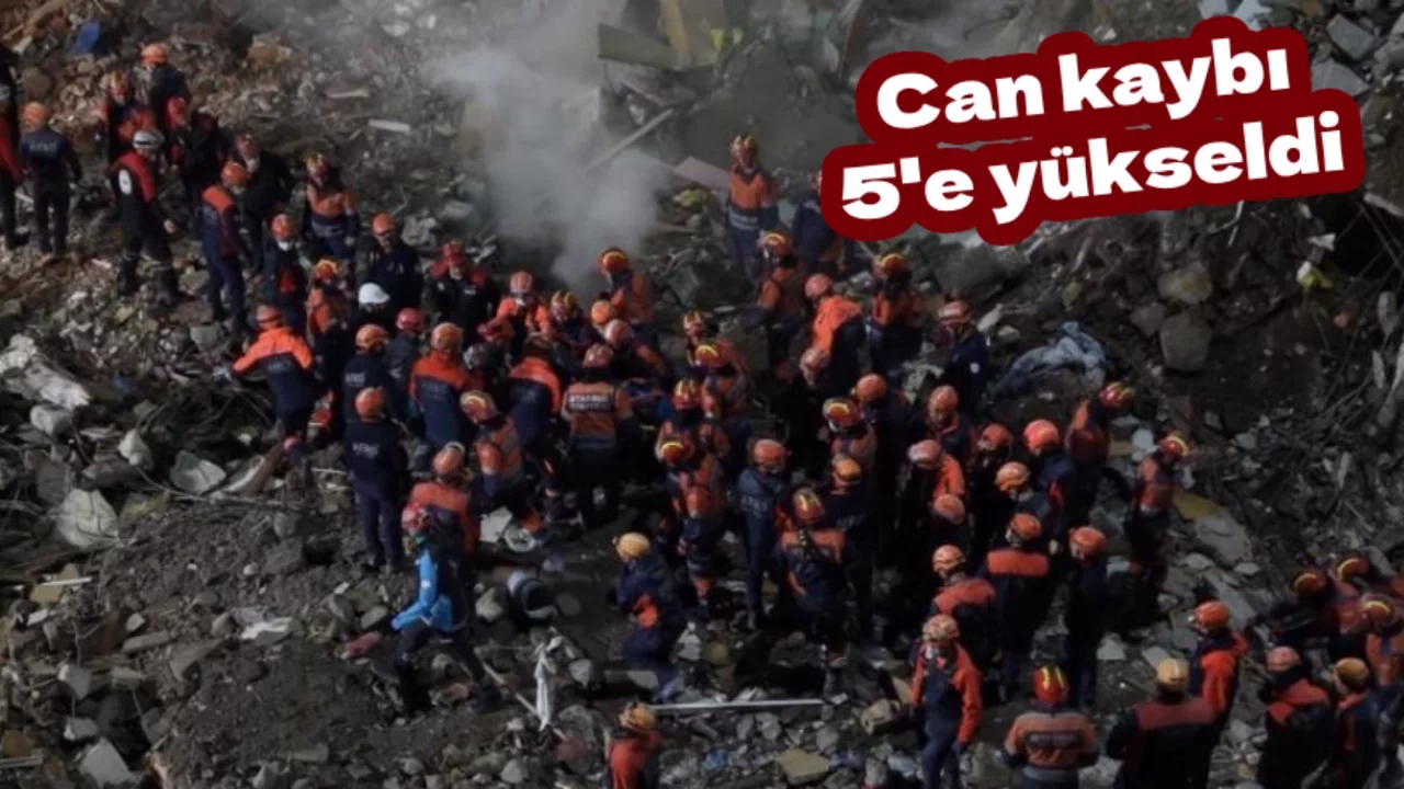 Facianın ardından geriye enkaz kaldı: Yıkılan bina havadan görüntülendi