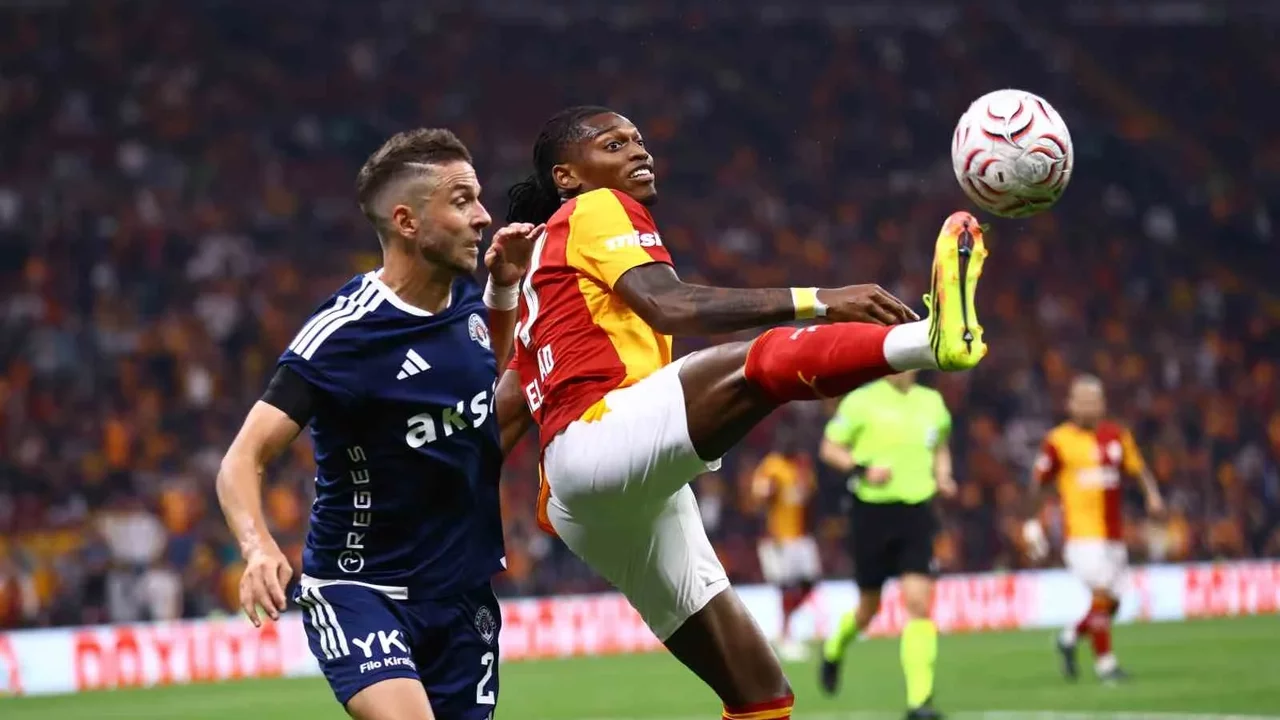 Galatasaray Kasımpaşa’yı 3-1 yendi: Torreira kırmızı kart gördü