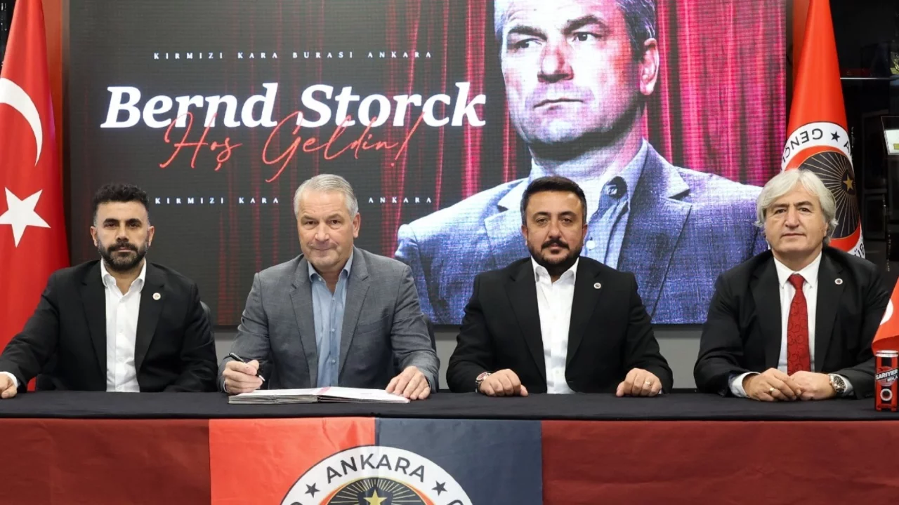 Gençlerbirliği'nde Bernd Storck dönemi başladı