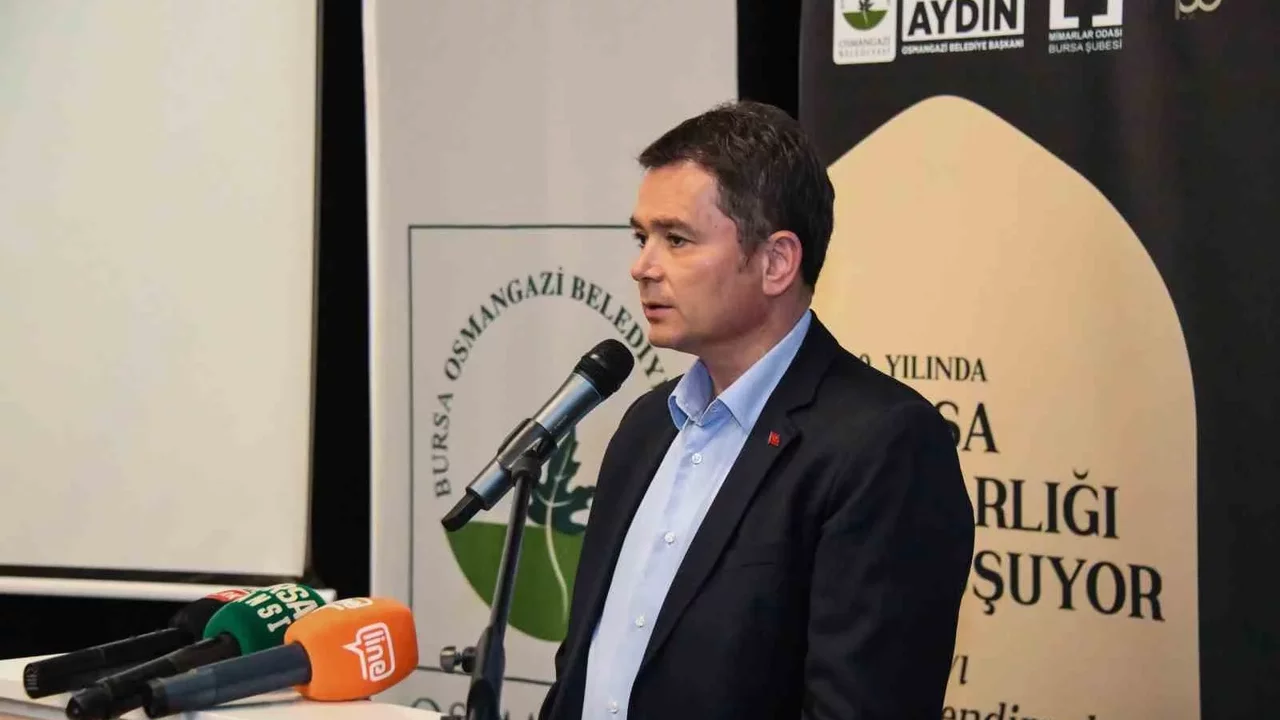 Bursa Mimarlığı Paneli Osmangazi'de kentin geleceğini ele aldı