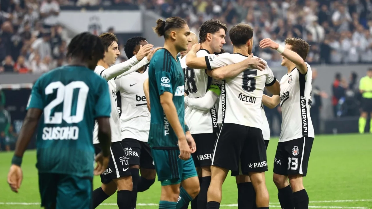 Beşiktaş evinde hata yapmadı: Kocaelispor'u 2-1 mağlup etti
