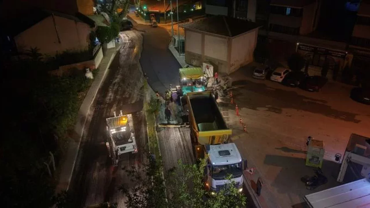 Bursa Yıldırım'da 2. Vatan Caddesi gece çalışmasıyla yenileniyor