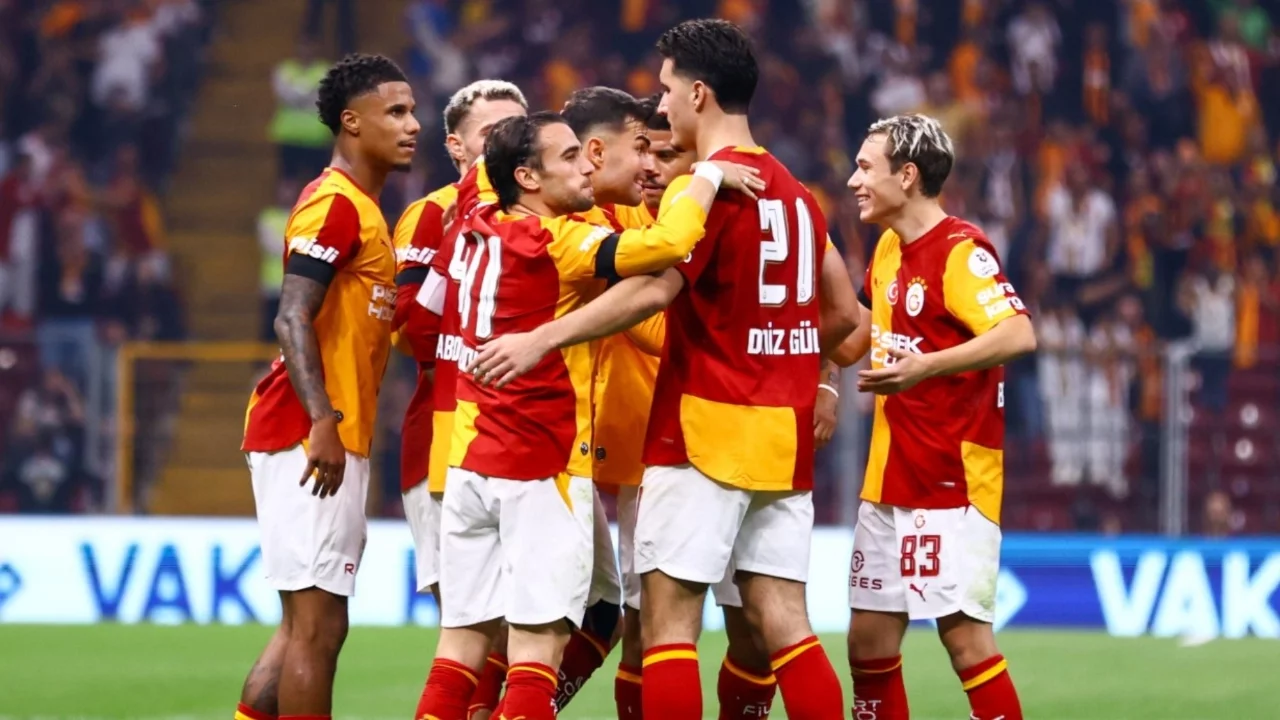 Galatasaray, Şampiyonlar Ligi'nde Barcelona'yı ağırlıyor: Dev maç yarın