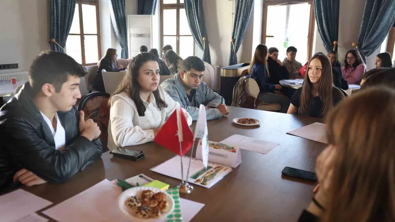 Osmangazi'de gençler gıda politikası bildirisi hazırladı