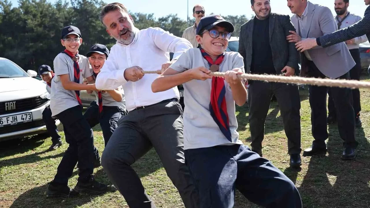 Bursa İzci Evi Atatürk Kent Ormanı’nda hizmete açıldı