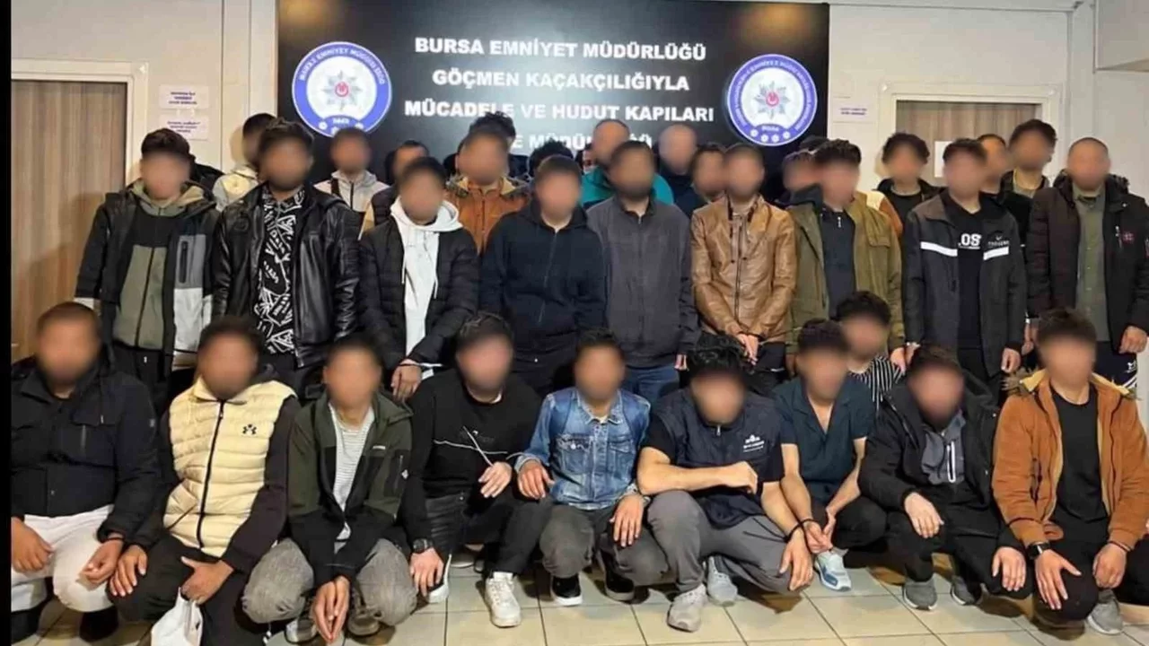 Bursa'da göçmen kaçakçılığı operasyonu: 11 şüpheli gözaltında