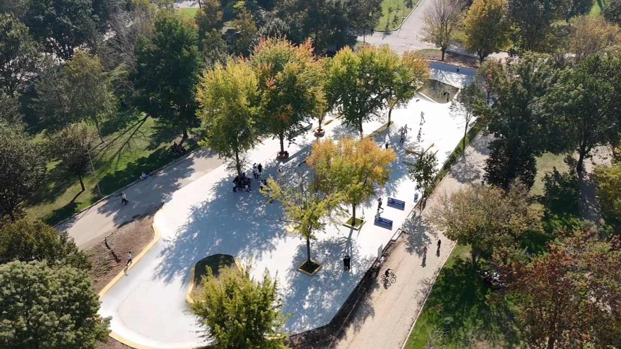 Hikmet Şahin Kültür Parkı'nda yeni kaykay ve paten park yapımında sona gelindi