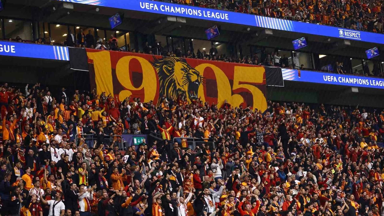 Galatasaray-Barcelona maçında Okan Buruk’tan 3 değişiklik