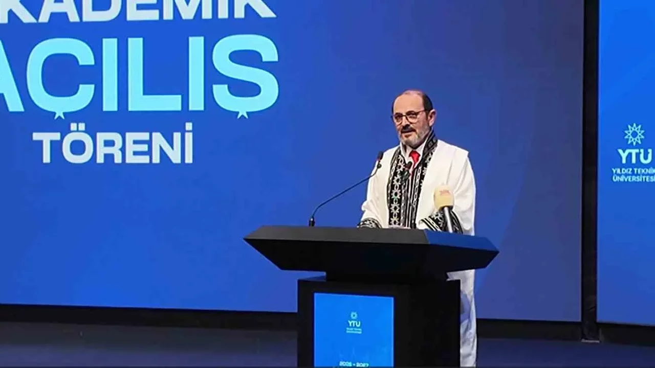 YÖK Başkanı Özvar: Üniversite müfredatları sadeleştirilmeli