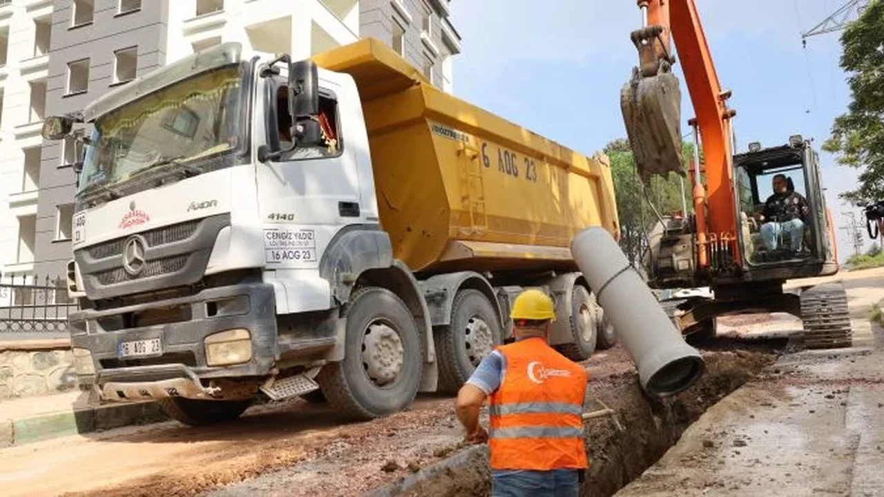 Bursa Yıldırım’da 400 metrelik yağmur suyu hattı yapılıyor