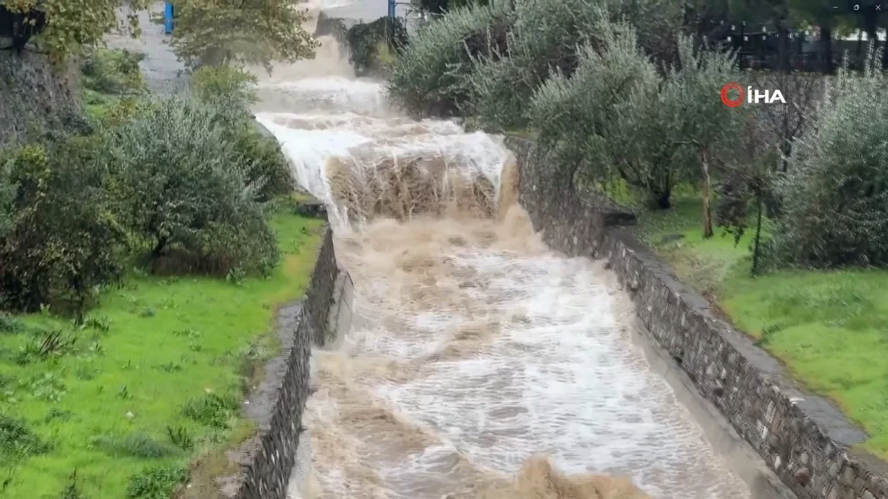Bursa'da sağanak sonrası dereler taştı taşacak! Gökdere ve Kaplıkaya'da su seviyesi yükseldi